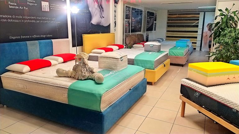 Letti Contenitori sfoderabili in tessuto antimacchia